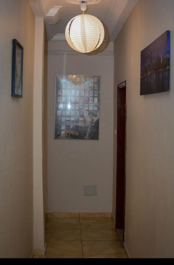 Appartement Cosy Goldy Bonapriso Douala Exterior photo